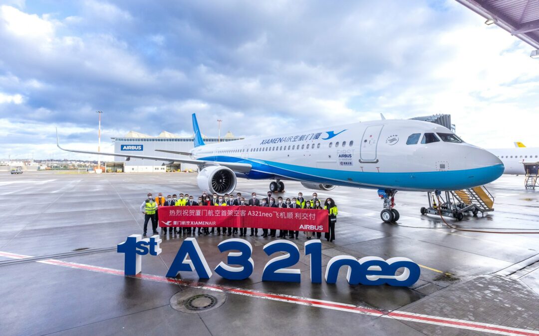 Xiamen Airlines first A321neo takes off
