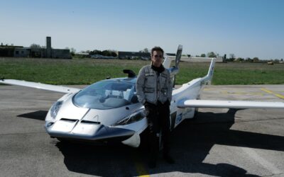 French musician Jean-Michelle Jarre becomes first passenger in KleinVision’s AirCar