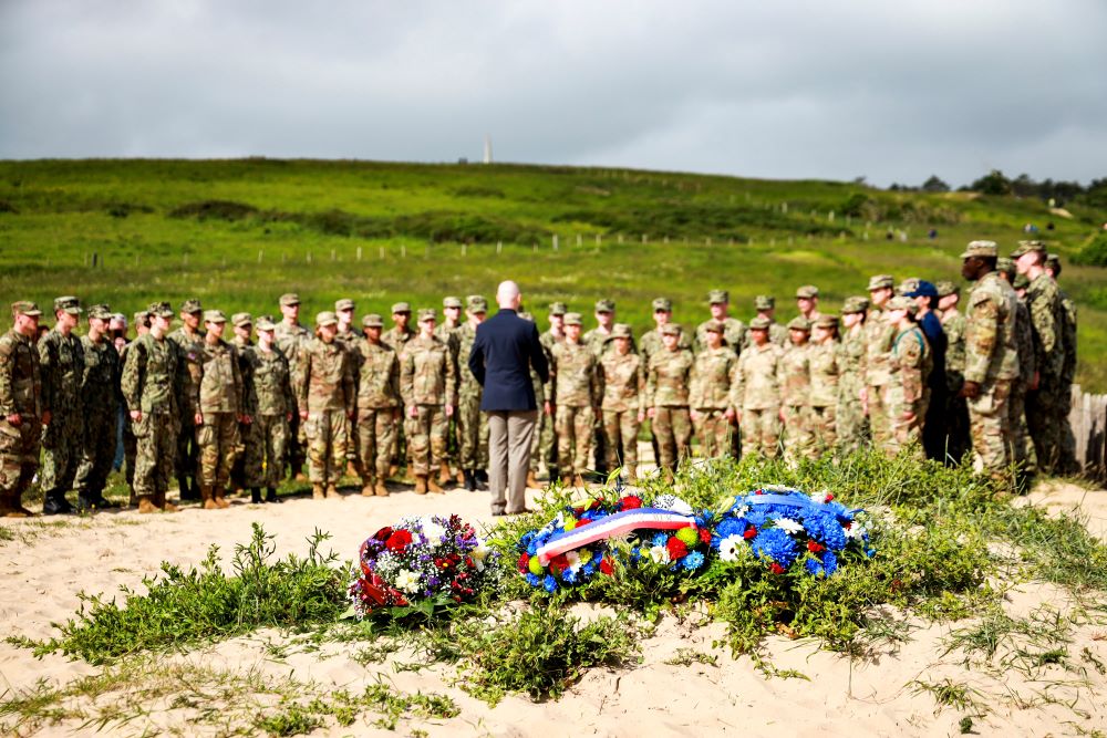 Delta, American Airlines commemorate D-Day’s 80th Anniversary
